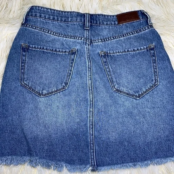 Hollister - Destroyed Denim Dress Size 3 Waist 26 - Picture 4 of 6